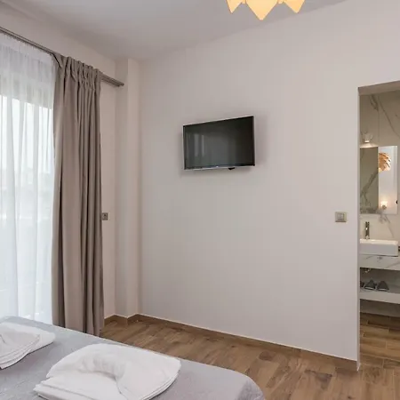 Aequor Luxury Rooms & Apartments Kato Daratso Exterior photo